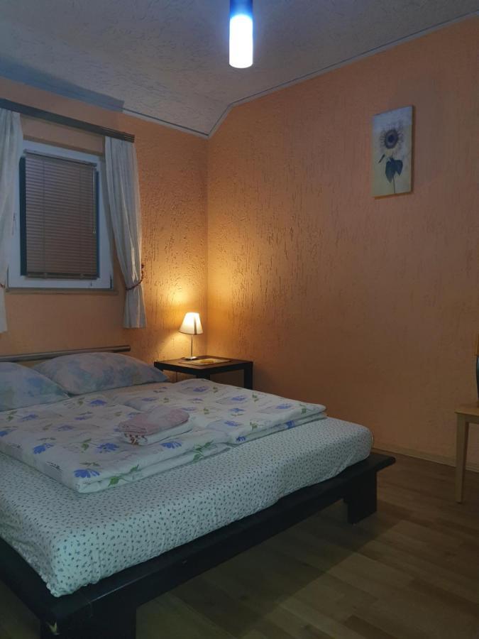 Hostel "Arco" Брчко Екстер'єр фото